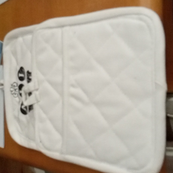 All You Need Is Love Set Of 2 Potholders - Picture 2 of 5